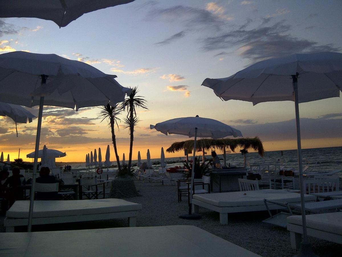 Villa Sant'Elena Morro d'Alba Luaran gambar