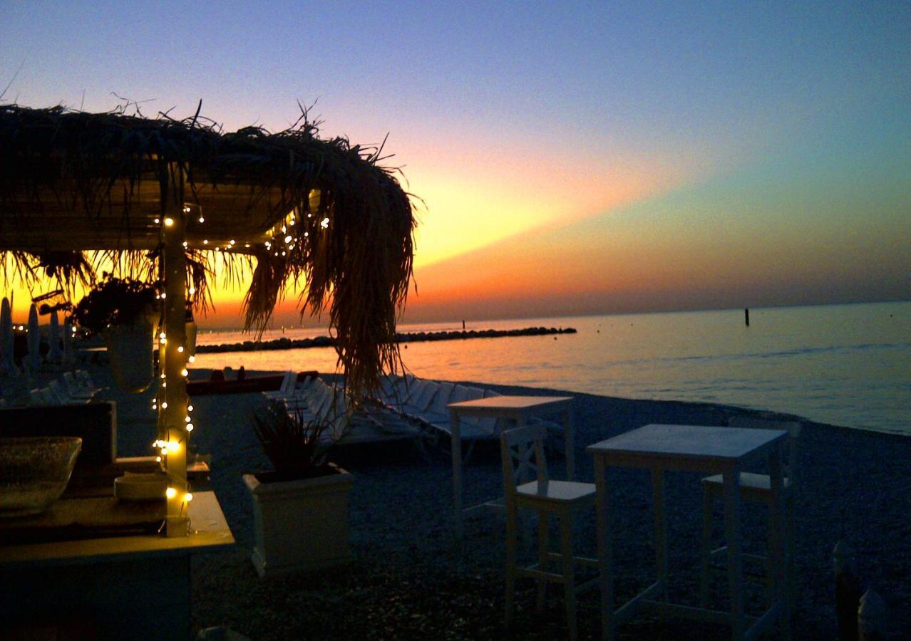 Villa Sant'Elena Morro d'Alba Luaran gambar