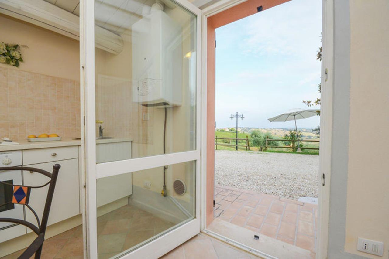 Villa Sant'Elena Morro d'Alba Luaran gambar